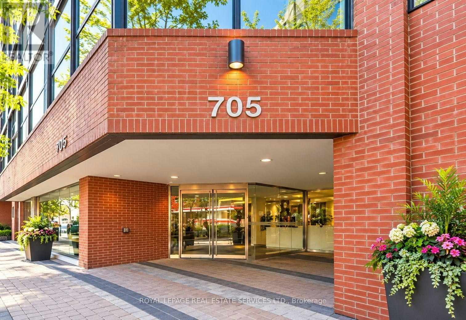 302-705 King Street W, Toronto, ON, M5V 2W8