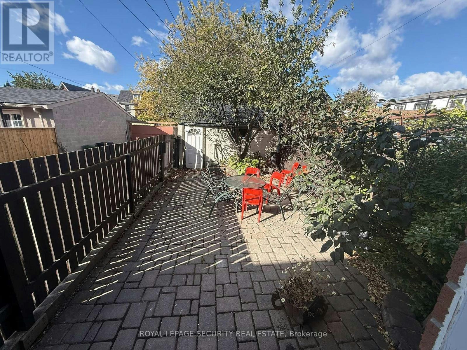 MAIN FLOOR-380 Crawford Street, Toronto, ON, M6J 2V9 - 13