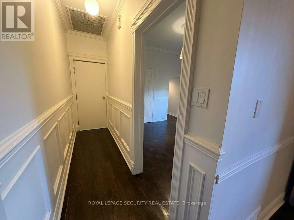 MAIN FLOOR-380 Crawford Street, Toronto, ON, M6J 2V9 - 9