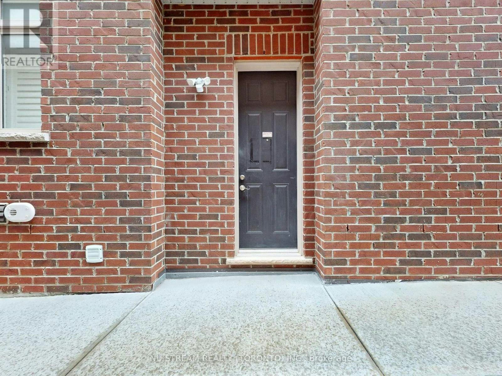 18 Wellman Drive, Richmond Hill, ON, L4E 1G1 - 6