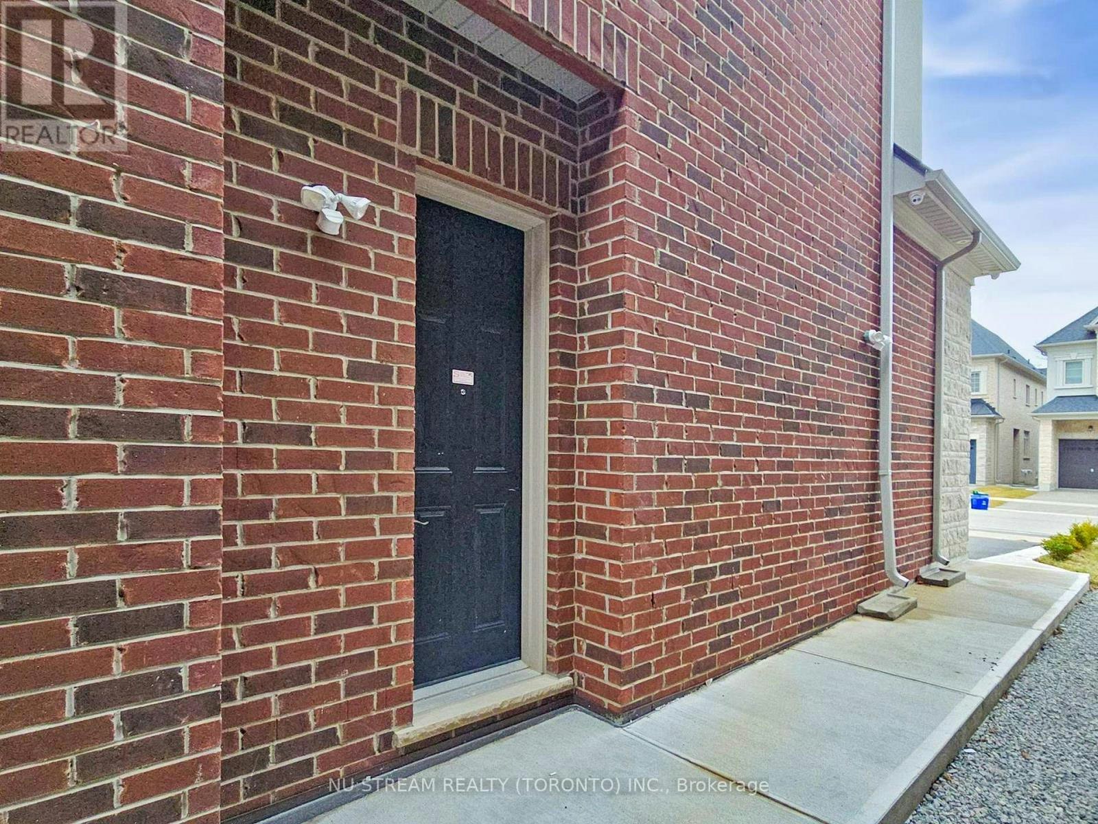 18 Wellman Drive, Richmond Hill, ON, L4E 1G1 - 5