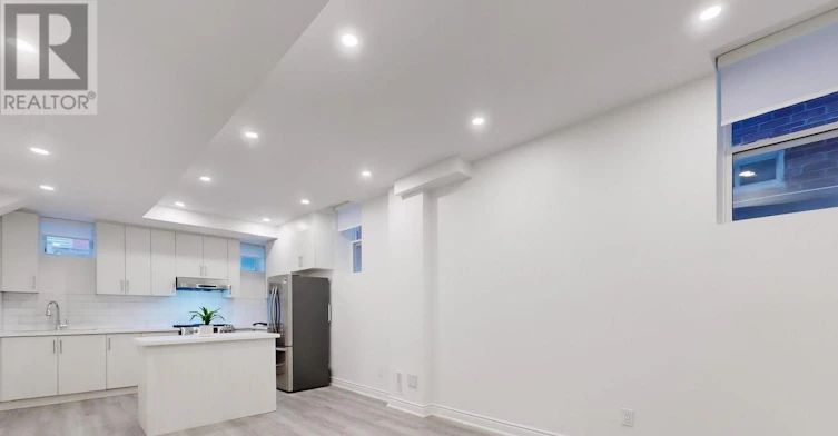 18 Wellman Drive, Richmond Hill, ON, L4E 1G1 - 9