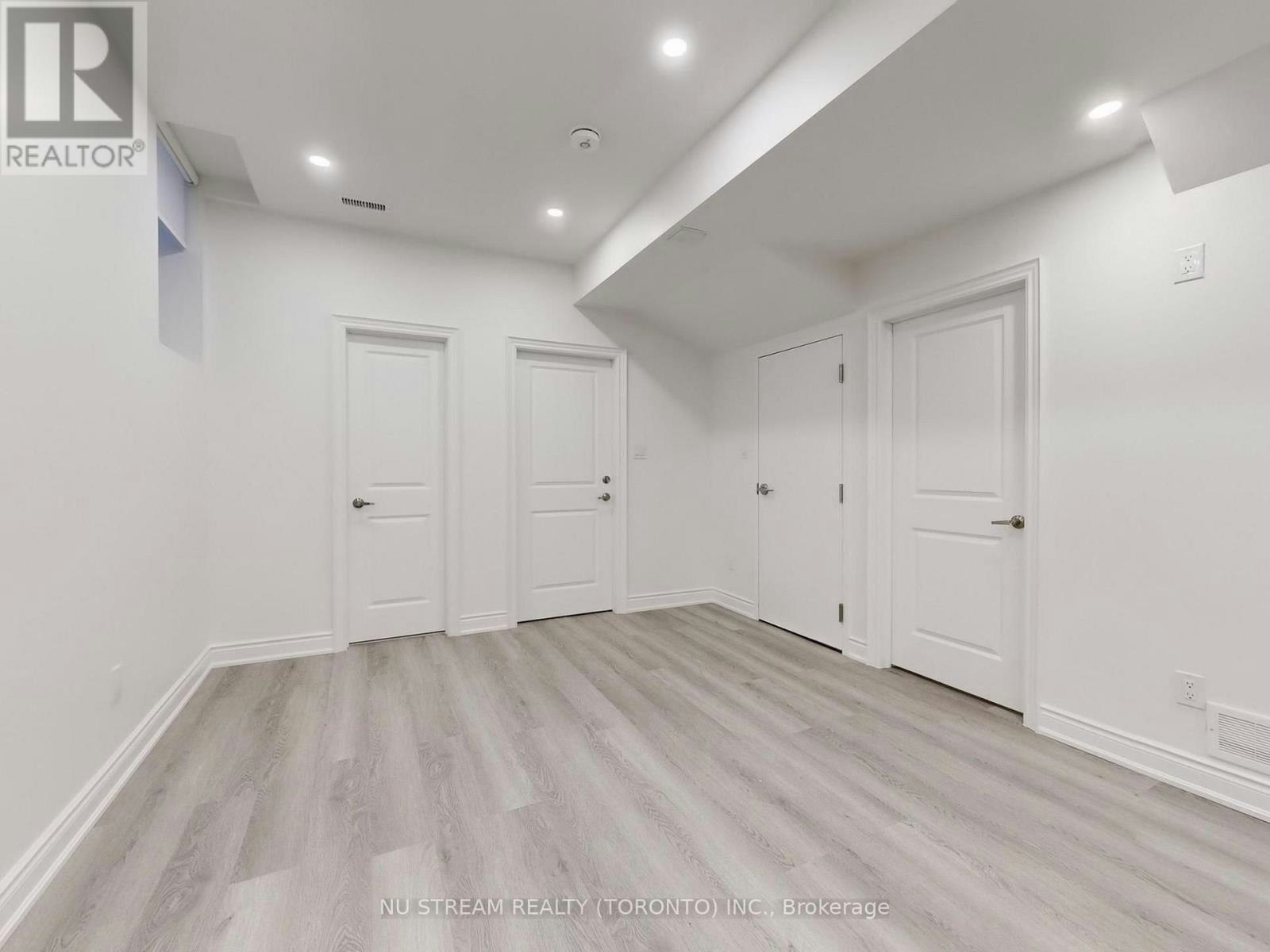 18 Wellman Drive, Richmond Hill, ON, L4E 1G1 - 11