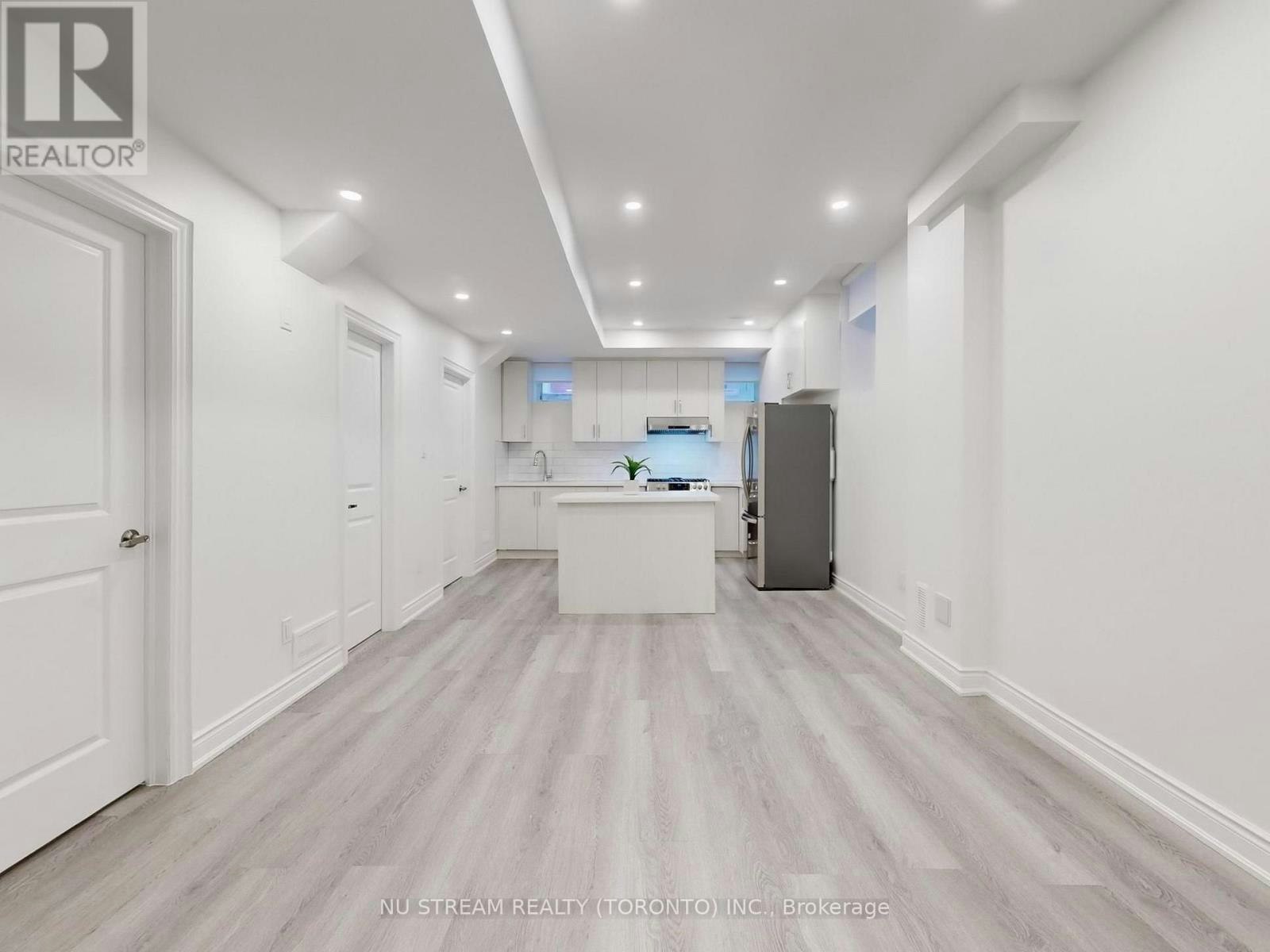 18 Wellman Drive, Richmond Hill, ON, L4E 1G1 - 12