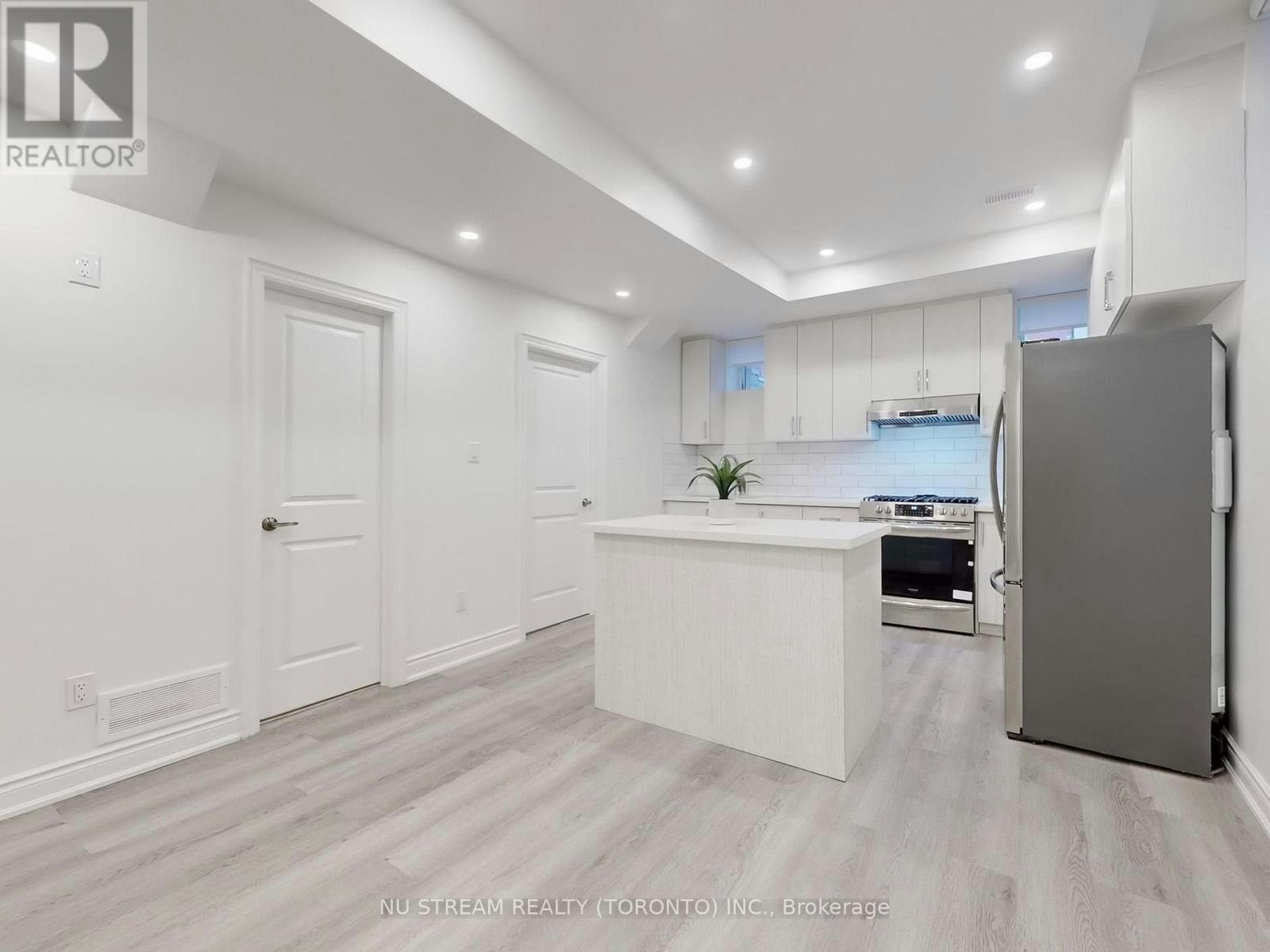 18 Wellman Drive, Richmond Hill, ON, L4E 1G1 - 15