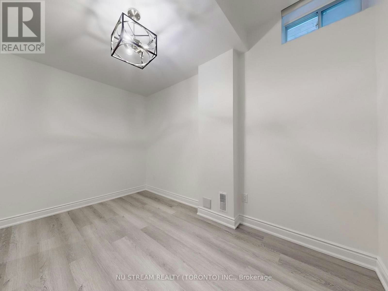 18 Wellman Drive, Richmond Hill, ON, L4E 1G1 - 31