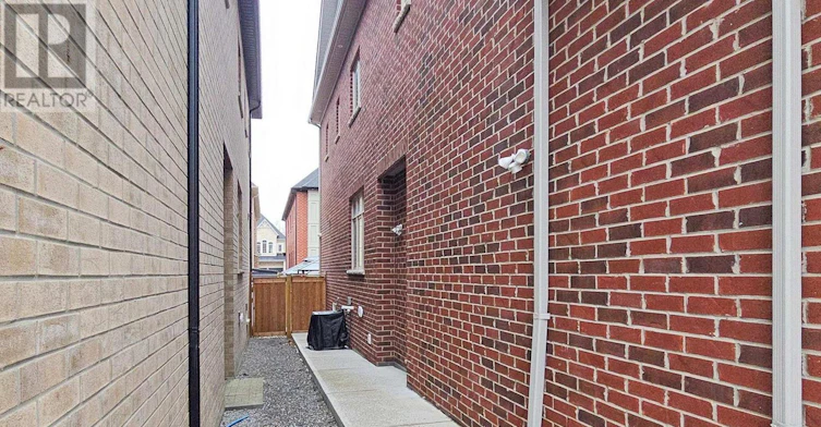 18 Wellman Drive, Richmond Hill, ON, L4E 1G1 - 7