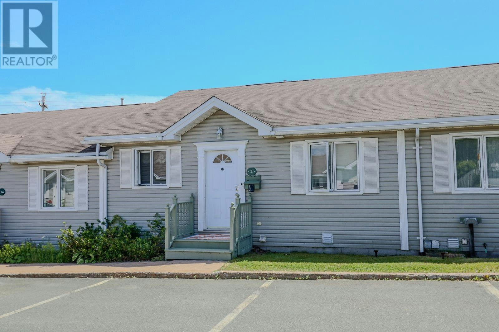 2 Sarasota Court, St Johns, NL, A1E 5Z7