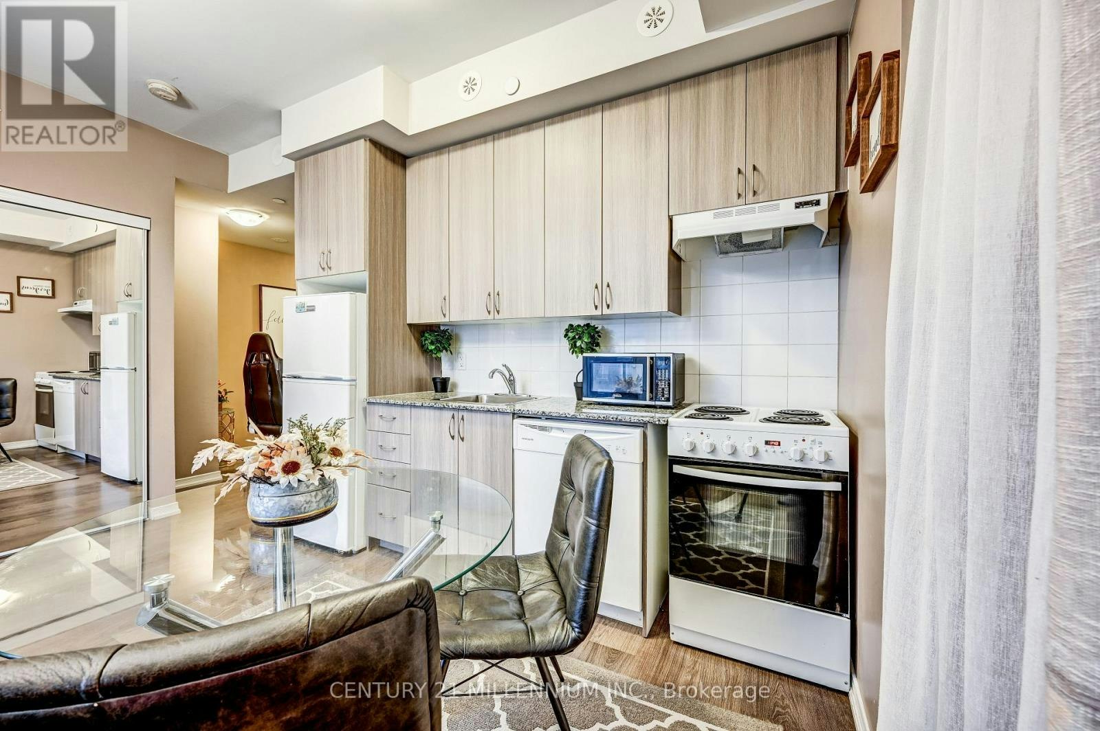 201-50 Sky Harbour Drive, Brampton, ON, L6Y 6B8 - 18