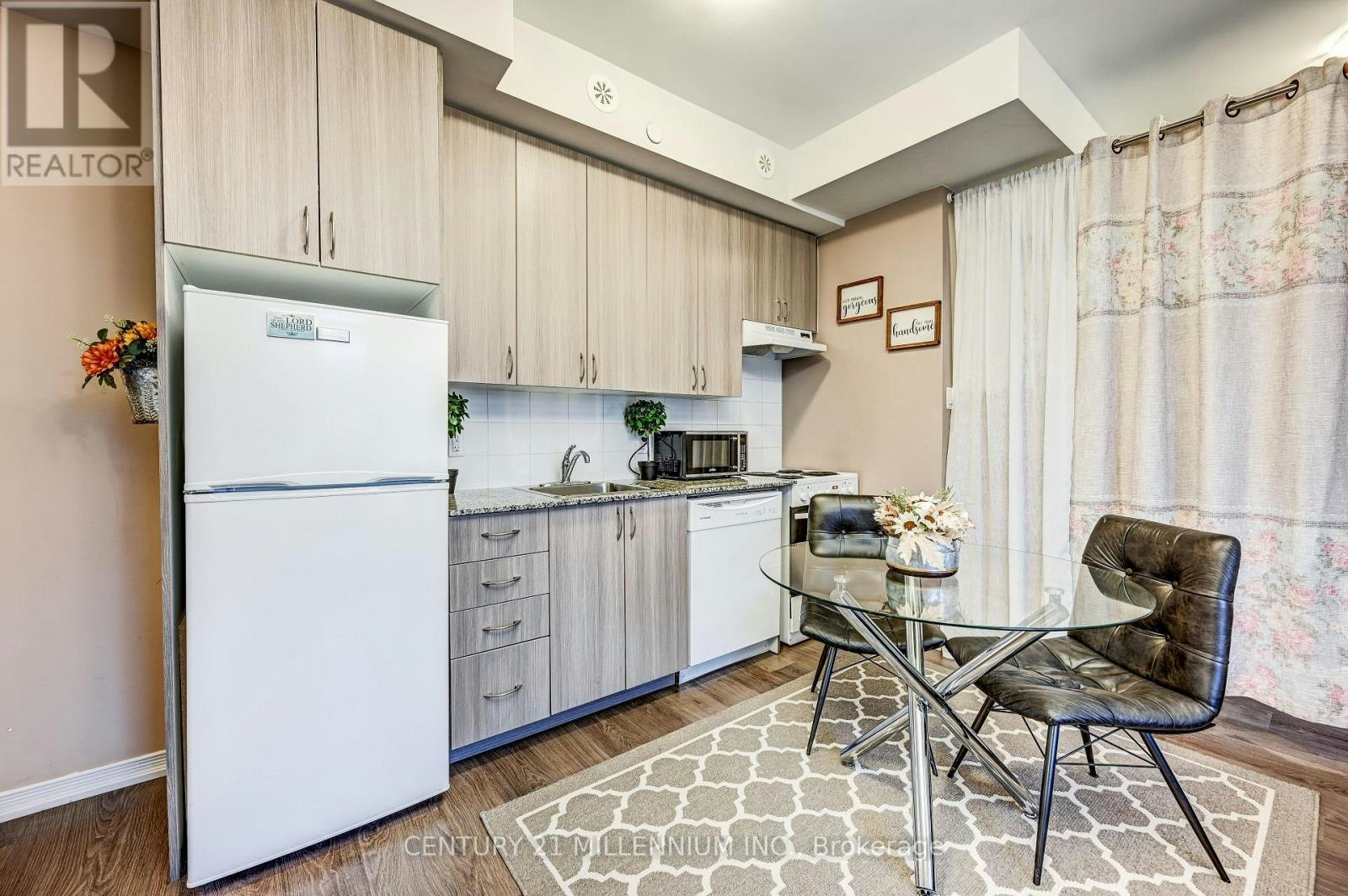 201-50 Sky Harbour Drive, Brampton, ON, L6Y 6B8 - 16