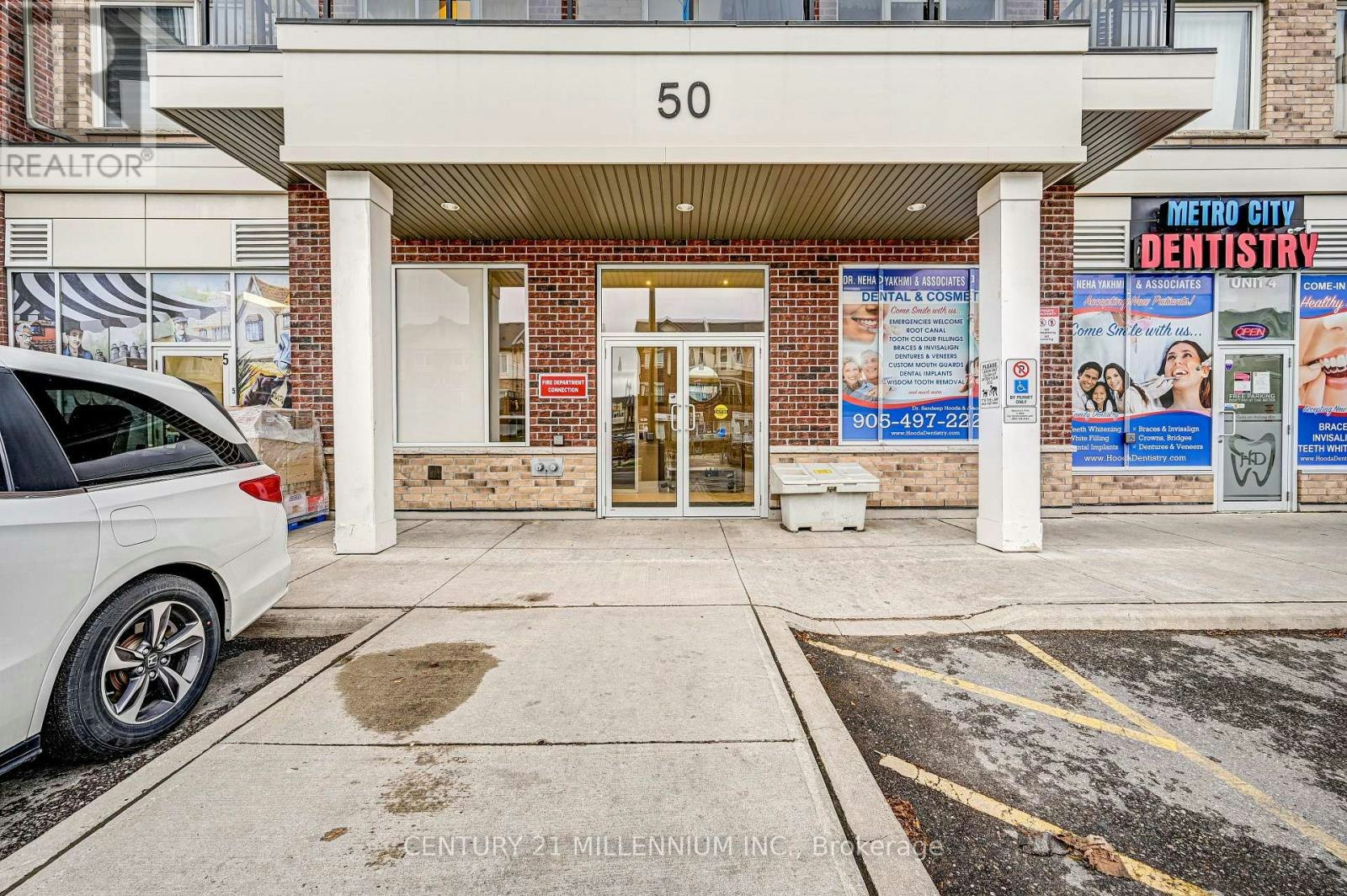 201-50 Sky Harbour Drive, Brampton, ON, L6Y 6B8 - 4