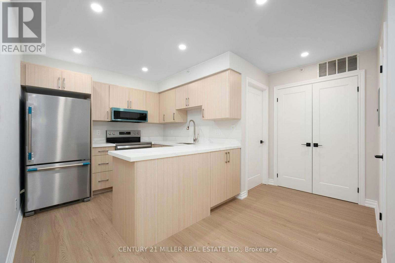 206-1451 Walkers Line, Burlington, ON, L7M 4P1 - 6