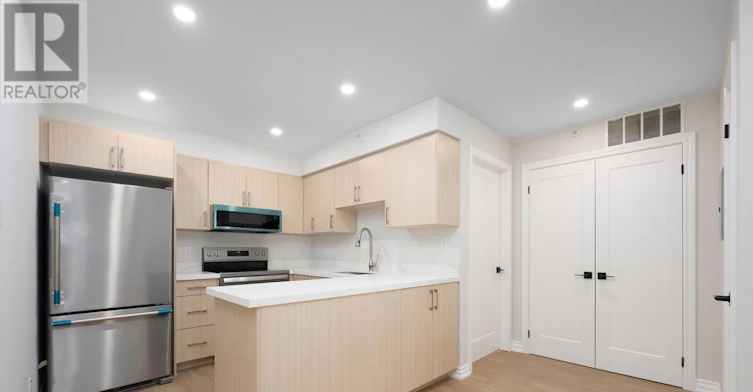 206-1451 Walkers Line, Burlington, ON, L7M 4P1 - 6
