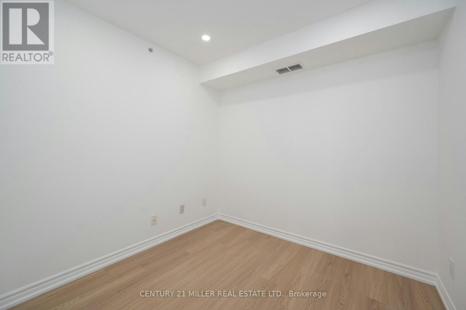206-1451 Walkers Line, Burlington, ON, L7M 4P1 - 12