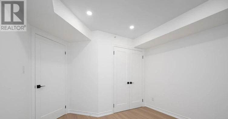 206-1451 Walkers Line, Burlington, ON, L7M 4P1 - 11