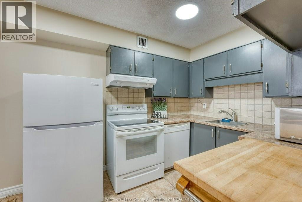 405-380 Pelissier Street, Windsor, ON, N9A 6V7 - 14