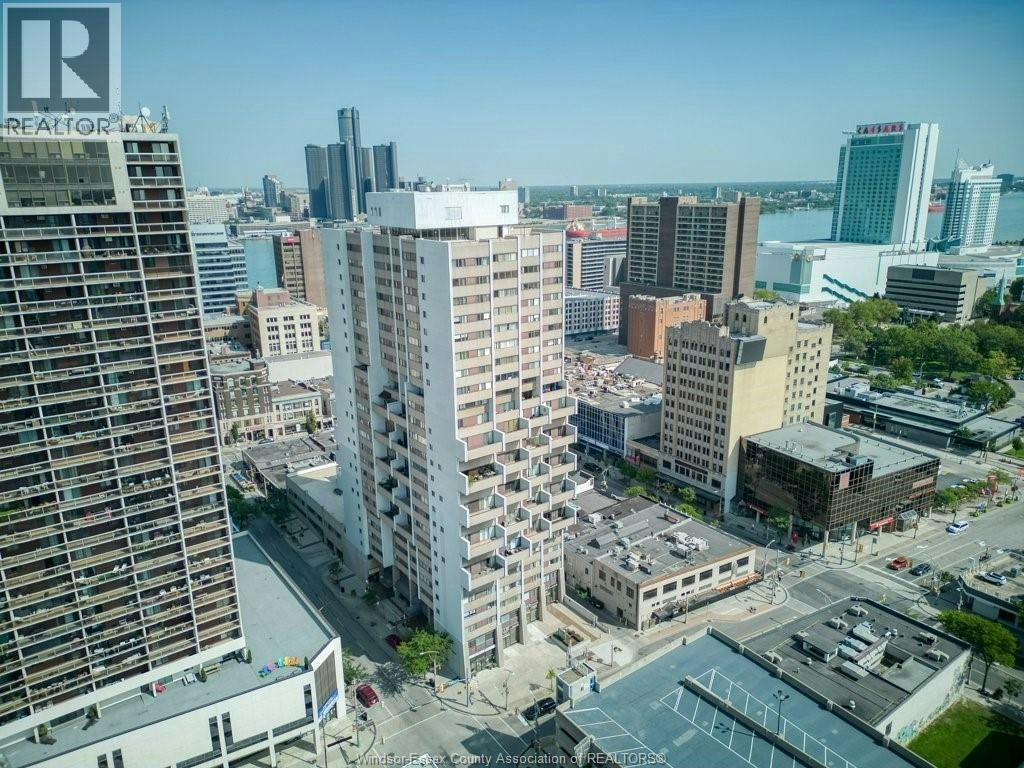 405-380 Pelissier Street, Windsor, ON, N9A 6V7 - 2