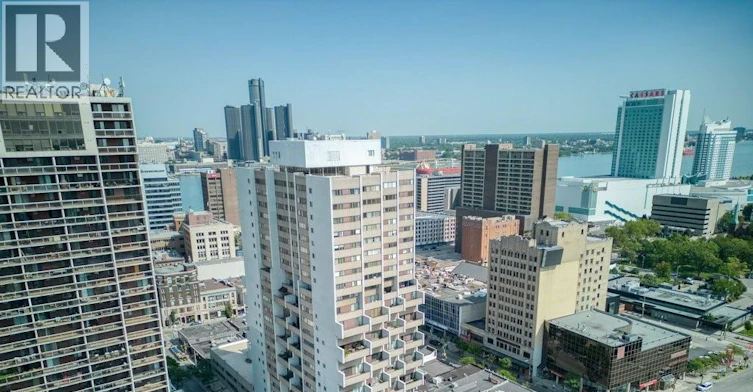 405-380 Pelissier Street, Windsor, ON, N9A 6V7 - 2