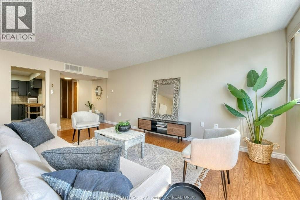 405-380 Pelissier Street, Windsor, ON, N9A 6V7 - 10
