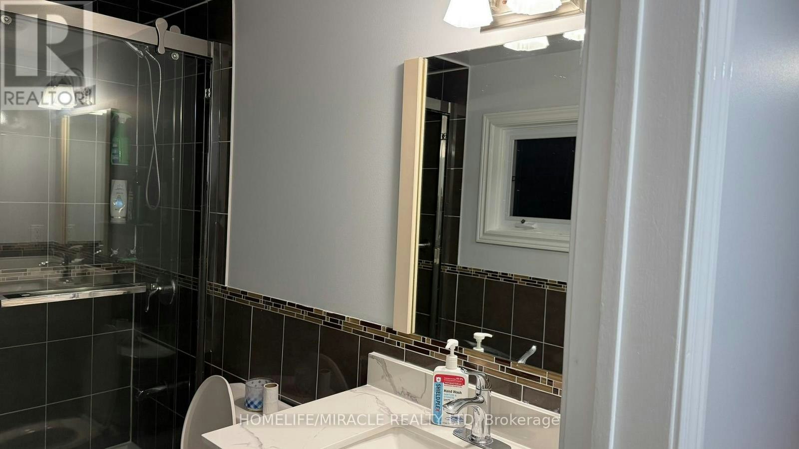 89 Dunsfold Drive, Toronto, ON, M1B 1T5 - 14