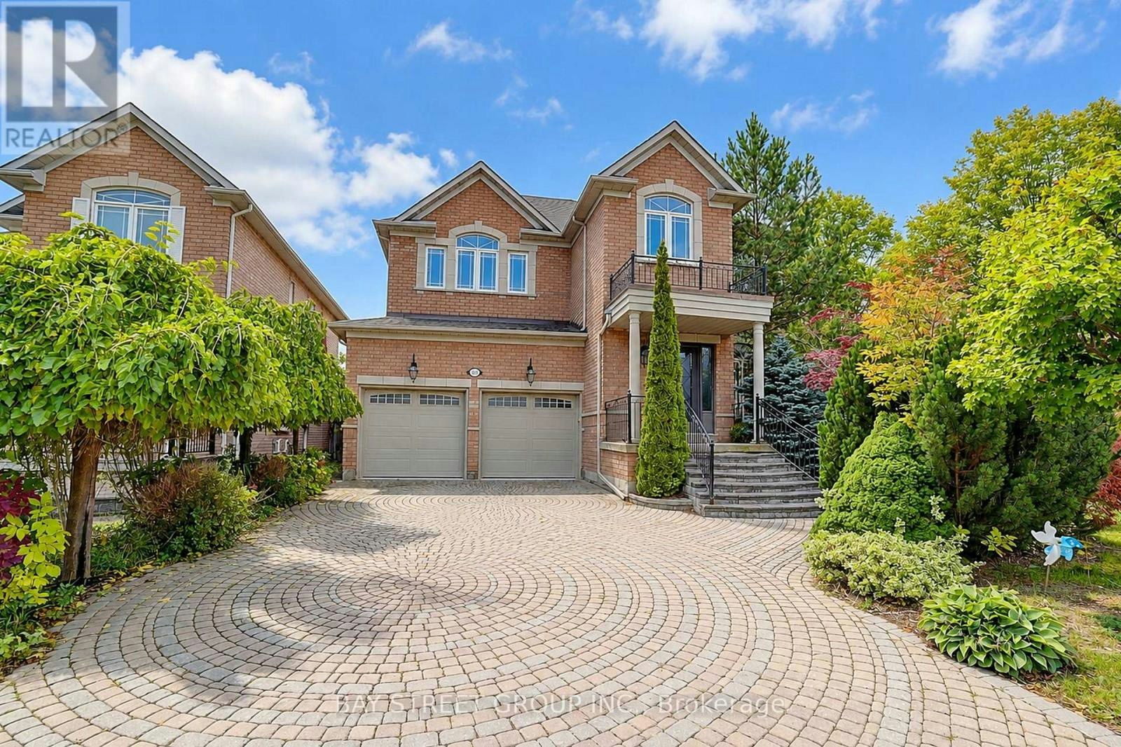 207 Farmstead Road, Richmond Hill, ON, L4S 2J6