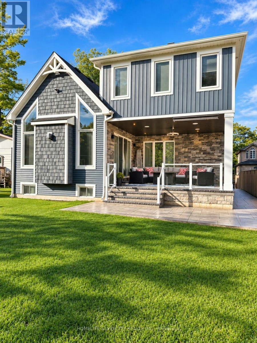 7 Elm Drive, Wasaga Beach, ON, L9Z 2L3 - 2