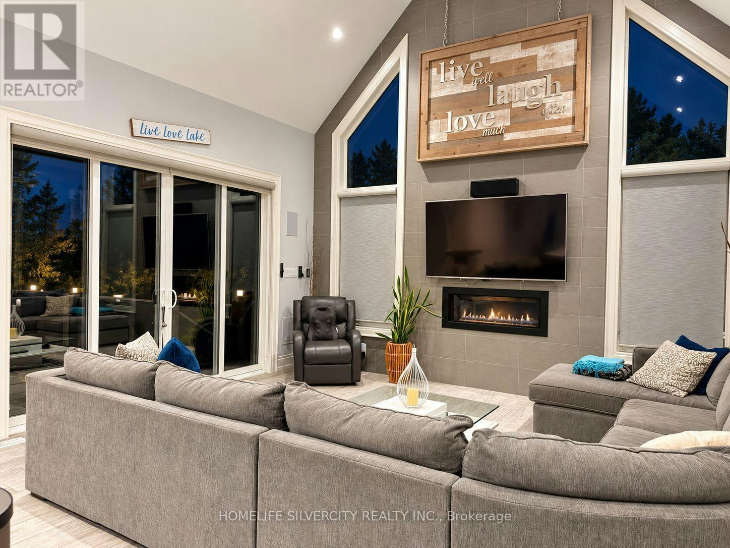 7 Elm Drive, Wasaga Beach, ON, L9Z 2L3 - 11