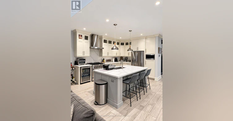 7 Elm Drive, Wasaga Beach, ON, L9Z 2L3 - 10