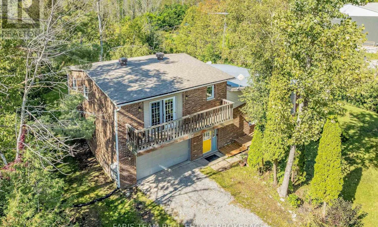 224 Lakeshore Road W