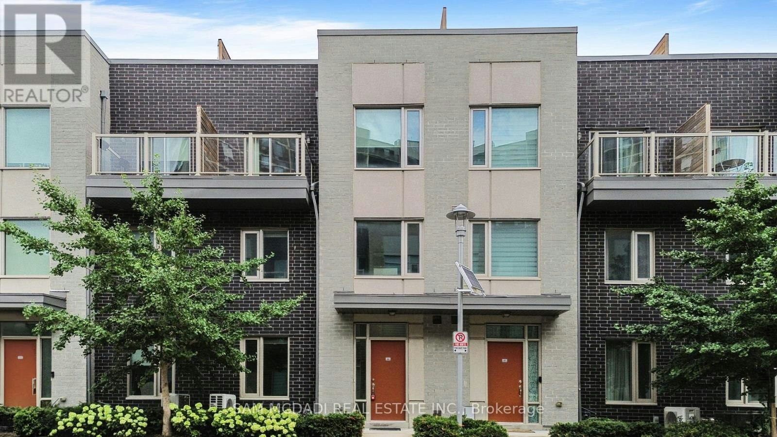 46-26 Applewood Lane, Toronto, ON, M9C 0C1