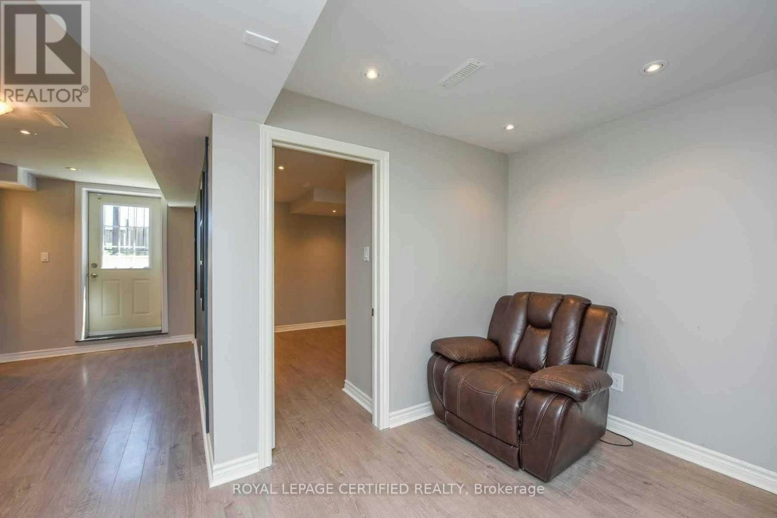 BSMT-3498 Bala Drive, Mississauga, ON, L5M 7N3 - 9