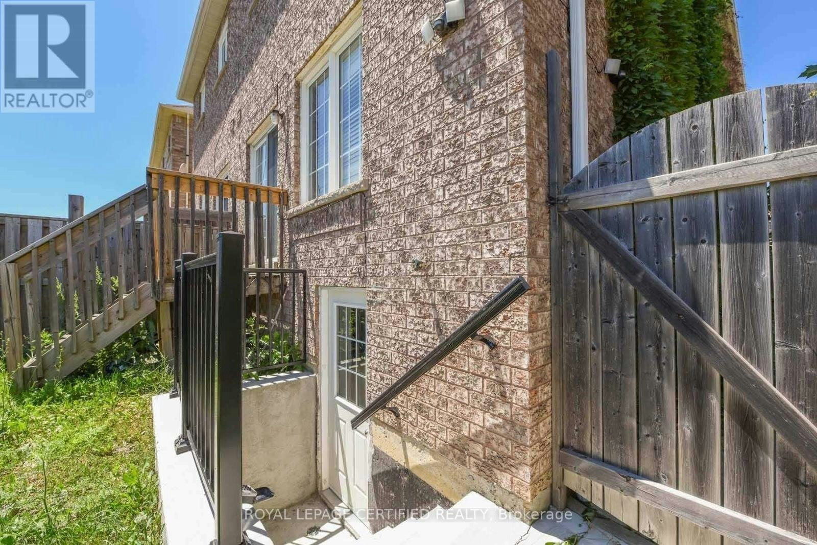BSMT-3498 Bala Drive, Mississauga, ON, L5M 7N3 - 2