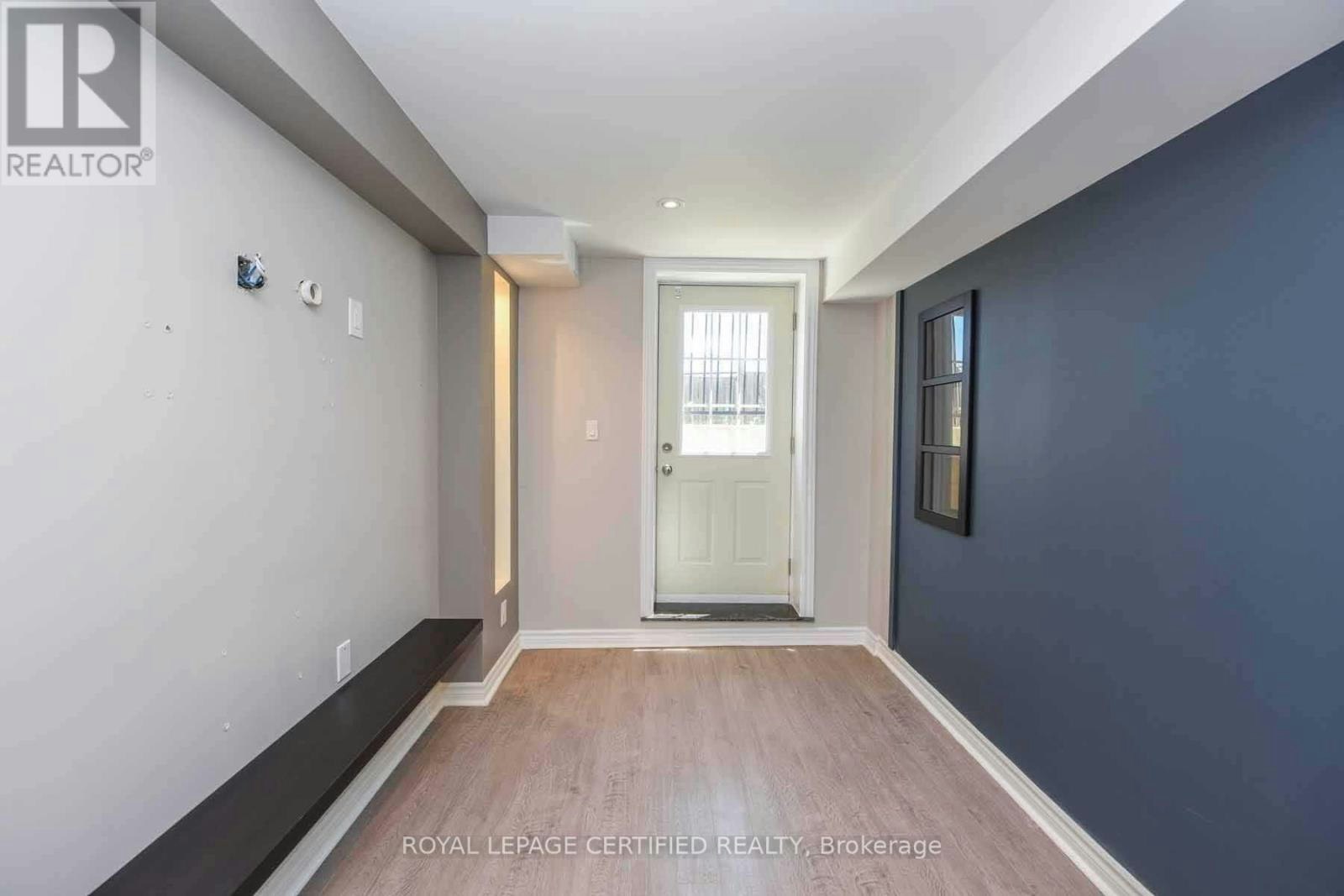 BSMT-3498 Bala Drive, Mississauga, ON, L5M 7N3 - 4