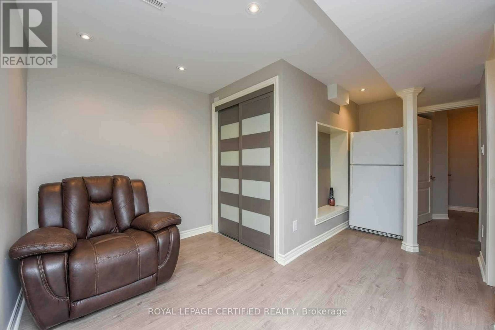 BSMT-3498 Bala Drive, Mississauga, ON, L5M 7N3 - 8