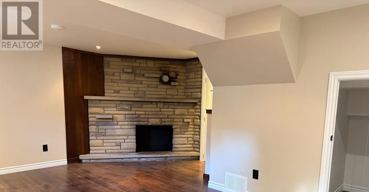 BASEMENT-904 Maple Avenue, Hamilton, ON, L8K 1L4 - 9