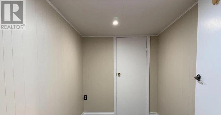 BASEMENT-904 Maple Avenue, Hamilton, ON, L8K 1L4 - 13