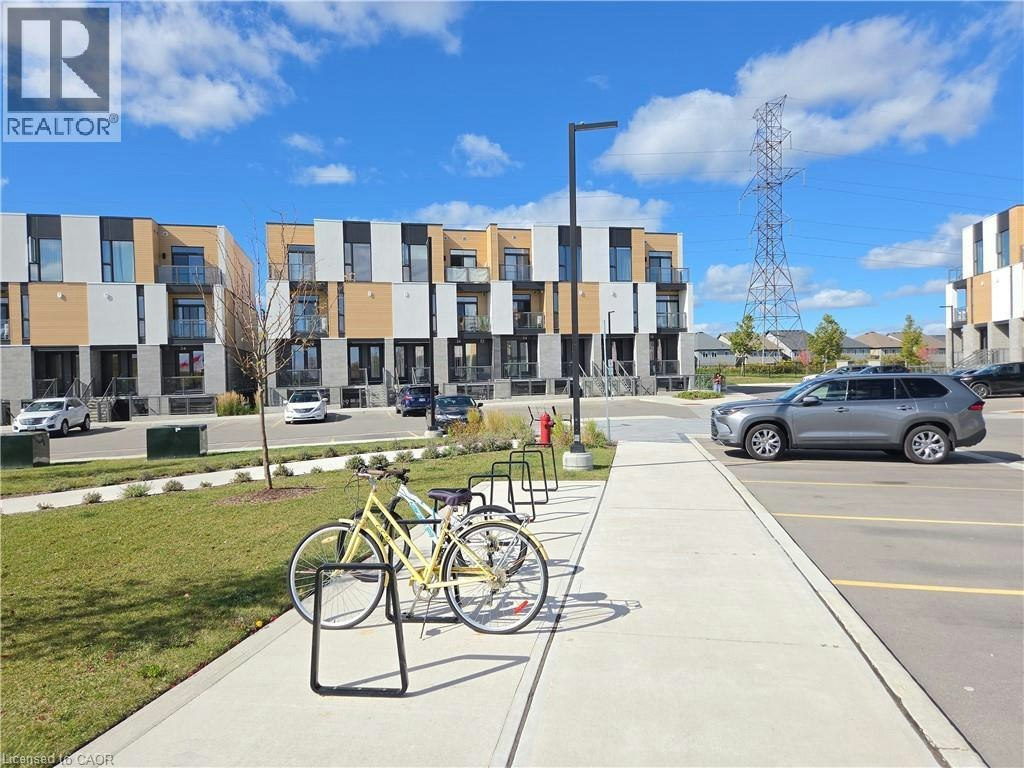 64-142 Foamflower Place, Waterloo, ON, N2V 0G9 - 29