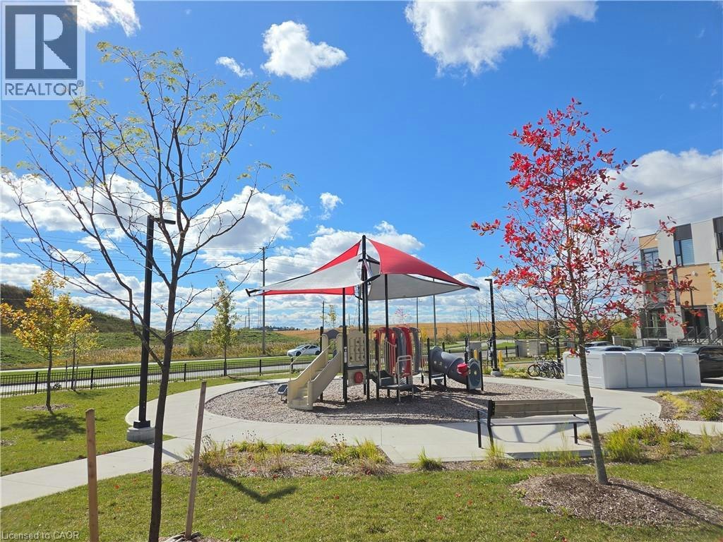 64-142 Foamflower Place, Waterloo, ON, N2V 0G9 - 26