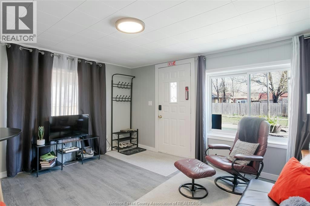 639 Watkins, Windsor, ON, N9C 2Y5 - 6