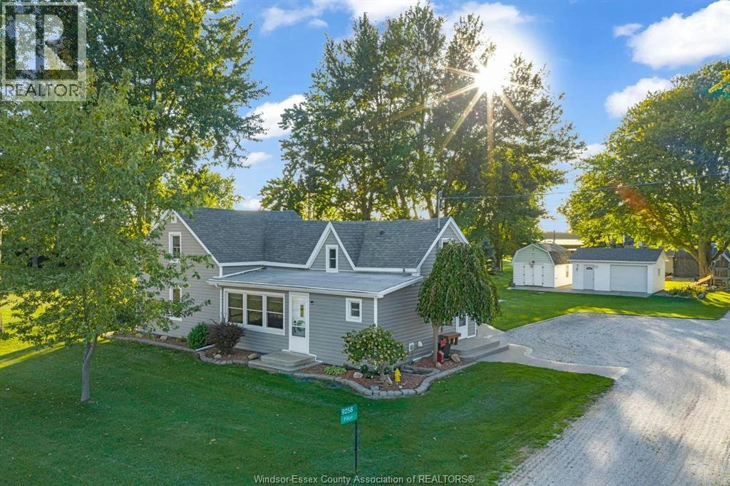 9258 9th Concession Road South, Amherstburg, ON, N9V 2Y7