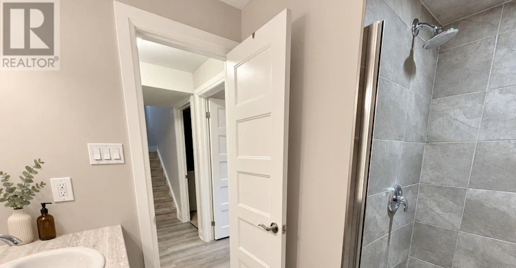 245 Callaway Road, London, ON, N6G 0N8 - 17