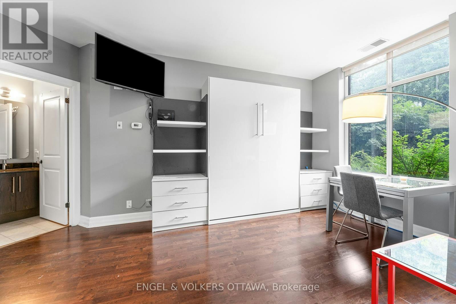 102-320 Mcleod Street, Ottawa, ON, K2P 1A3 - 4