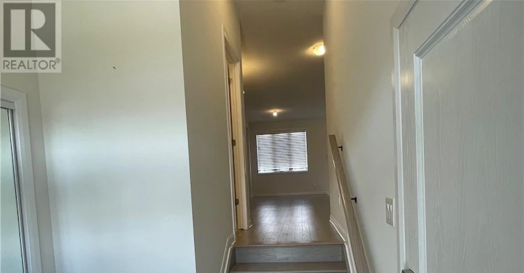 1039 Speedvale Court, Ottawa, ON, K2T 0P6 - 3