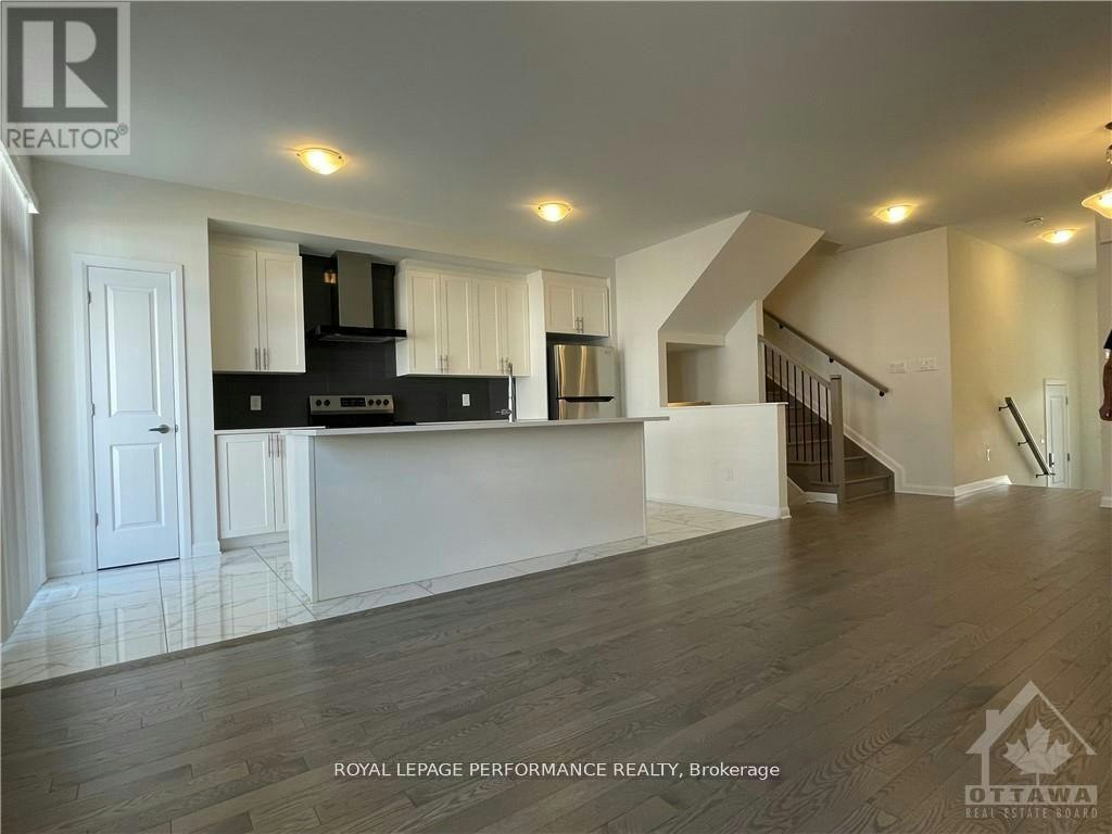 1039 Speedvale Court, Ottawa, ON, K2T 0P6 - 5