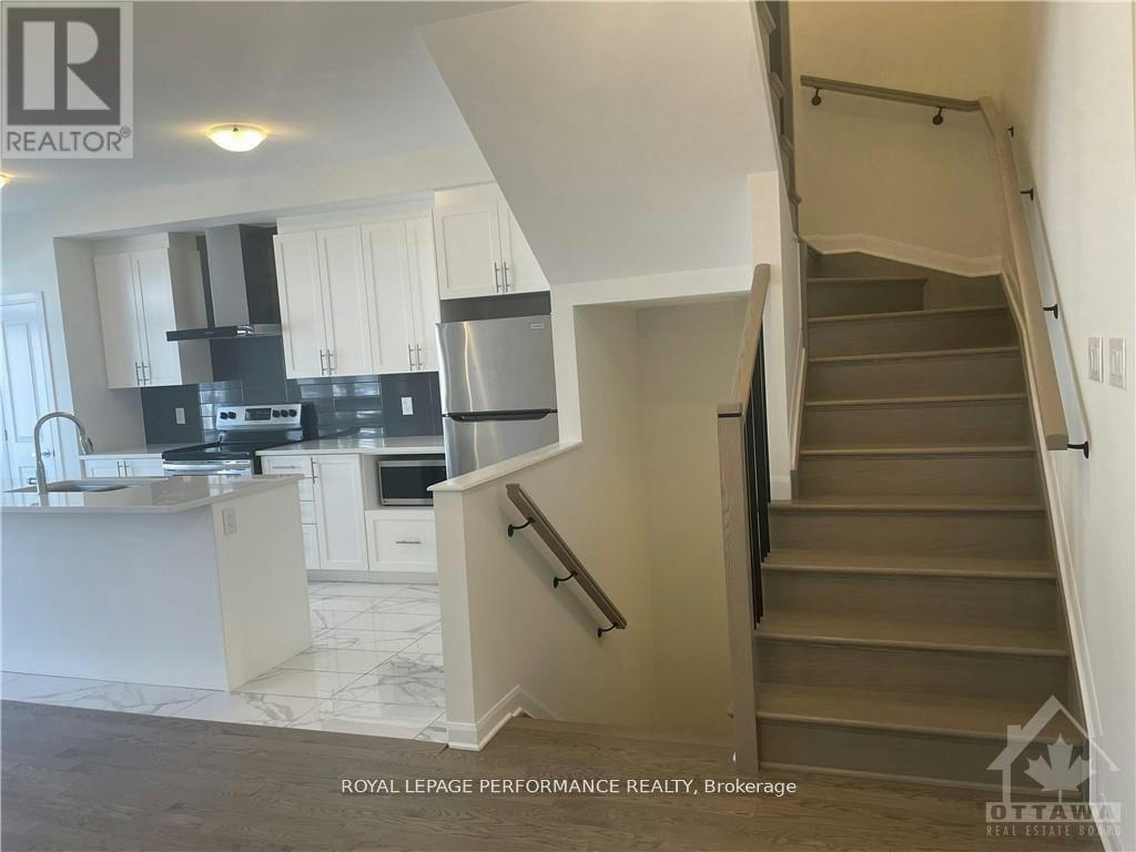 1039 Speedvale Court, Ottawa, ON, K2T 0P6 - 8