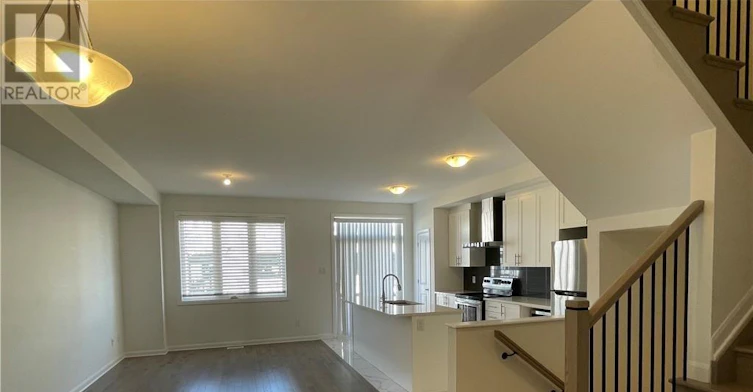 1039 Speedvale Court, Ottawa, ON, K2T 0P6 - 7