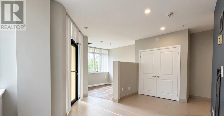 106-2200 Sherobee Road, Mississauga, ON, L5A 3Y3 - 7