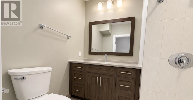 106-2200 Sherobee Road, Mississauga, ON, L5A 3Y3 - 9