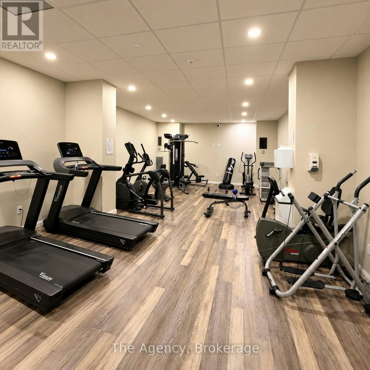 106-2200 Sherobee Road, Mississauga, ON, L5A 3Y3 - 12
