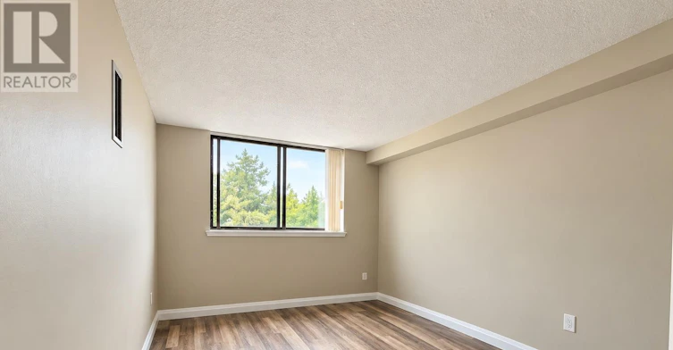 201-2200 Sherobee Road, Mississauga, ON, L5A 3Y3 - 7